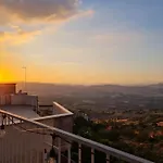 Townhouse With Incredible Views Of Mt Etna Nyaraló