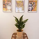 Nyaraló Townhouse With Incredible Views Of Mt Etna